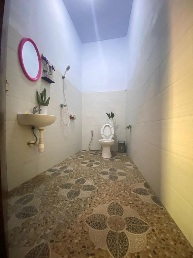 Kuwera Homestay Batununggul Εξωτερικό φωτογραφία
