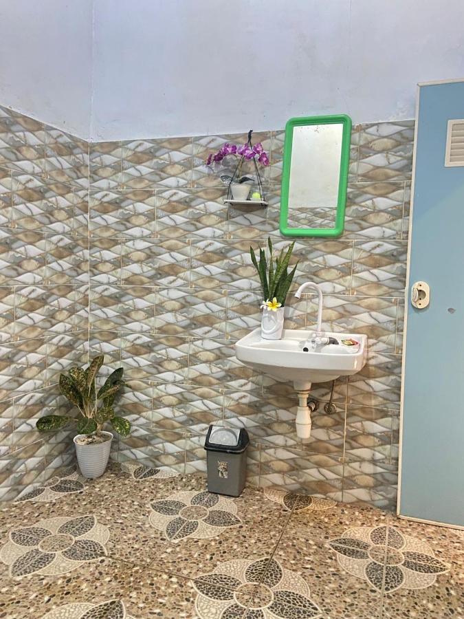 Kuwera Homestay Batununggul Εξωτερικό φωτογραφία